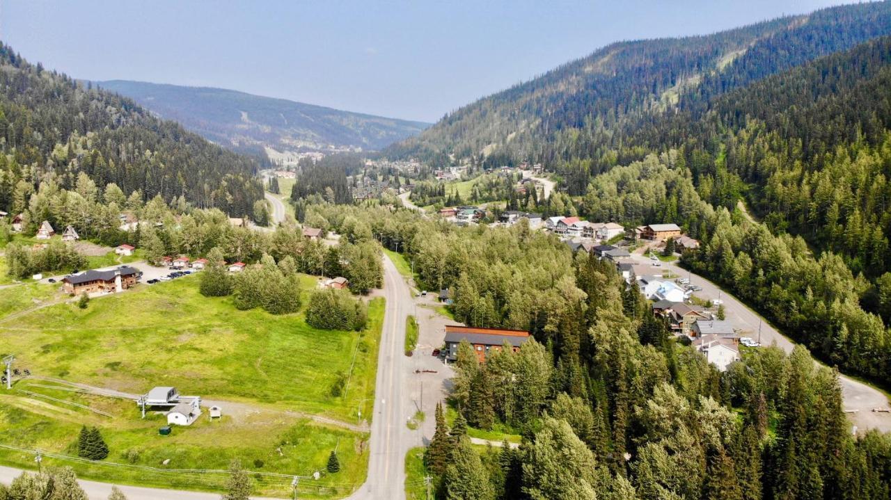 The Burfield Ξενοδοχείο Sun Peaks Εξωτερικό φωτογραφία